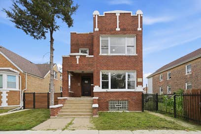 7037 S Washtenaw Avenue Chicago IL 60629