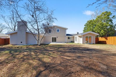 Tiny photo for 1808 Golfview Drive, Urbana, IL 61801 (MLS # 12597348)