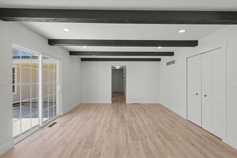 Tiny photo for 1808 Golfview Drive, Urbana, IL 61801 (MLS # 12597348)