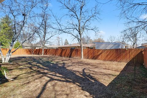 Tiny photo for 1808 Golfview Drive, Urbana, IL 61801 (MLS # 12597348)