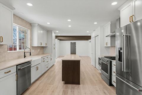 Tiny photo for 1808 Golfview Drive, Urbana, IL 61801 (MLS # 12597348)