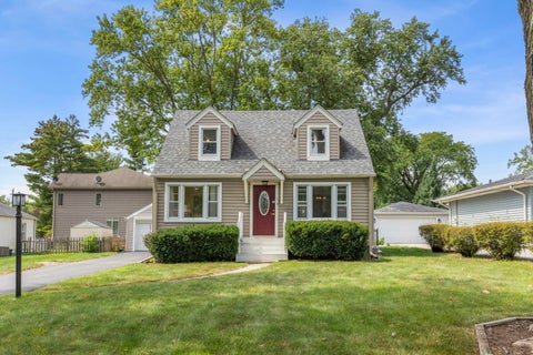 Tiny photo for 306 N La Londe Avenue, Lombard, IL 60148 (MLS # 12730976)