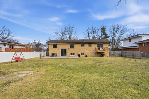 Tiny photo for 130 N Horner Lane, Mount Prospect, IL 60056 (MLS # 12599158)