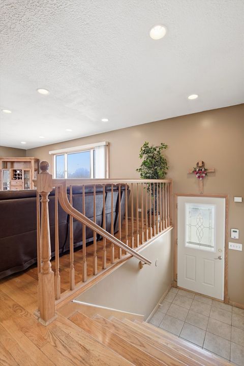 Tiny photo for 130 N Horner Lane, Mount Prospect, IL 60056 (MLS # 12599158)