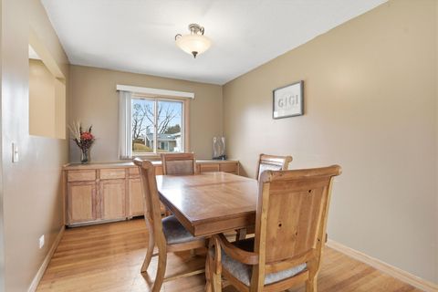 Tiny photo for 130 N Horner Lane, Mount Prospect, IL 60056 (MLS # 12599158)