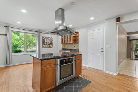 Tiny photo for 2945 Hartzell Street, Wilmette, IL 60091 (MLS # 12744391)