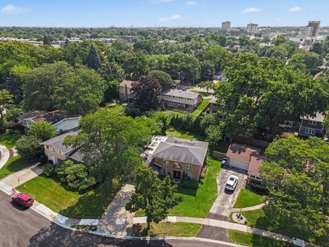 Tiny photo for 2945 Hartzell Street, Wilmette, IL 60091 (MLS # 12744391)