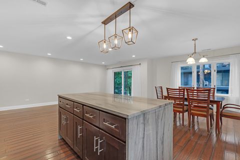 Tiny photo for 9382 Landings Lane #K307, Des Plaines, IL 60016 (MLS # 12693946)