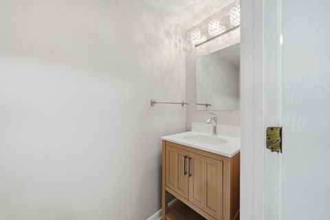 Tiny photo for 2634 Oakshire Court, Aurora, IL 60502 (MLS # 12532232)