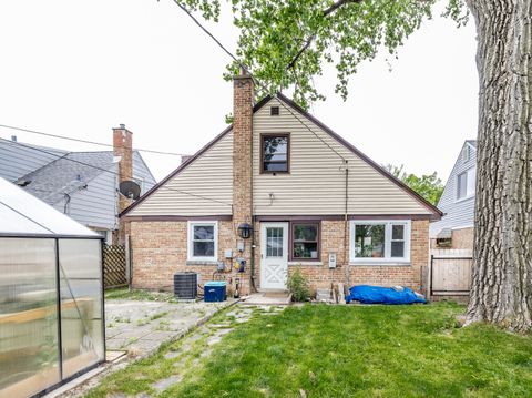 Tiny photo for 7535 Kenton Avenue, Skokie, IL 60076 (MLS # 12656946)