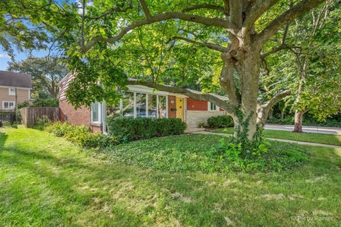 Tiny photo for 714 Western Avenue, Glen Ellyn, IL 60137 (MLS # 12744282)