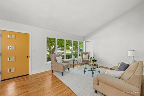 Tiny photo for 714 Western Avenue, Glen Ellyn, IL 60137 (MLS # 12744282)