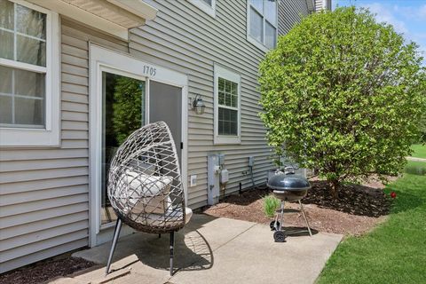 Tiny photo for 1705 Pontarelli Court, Aurora, IL 60504 (MLS # 12626621)