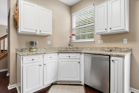 Tiny photo for 1705 Pontarelli Court, Aurora, IL 60504 (MLS # 12626621)