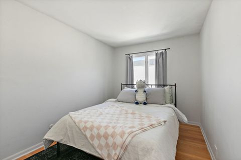 Tiny photo for 1037 Cove Drive #135D, Prospect Heights, IL 60070 (MLS # 12482432)