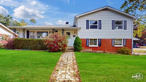 3211 Rugby Court Waukegan IL 60087