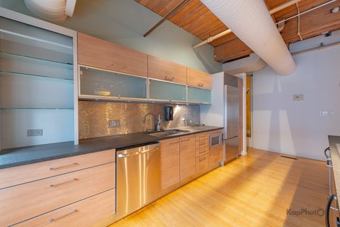 Tiny photo for 913 W Van Buren Street #1A, Chicago, IL 60607 (MLS # 12555251)