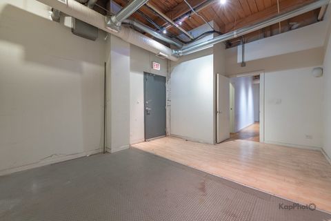 Tiny photo for 913 W Van Buren Street #1A, Chicago, IL 60607 (MLS # 12555251)