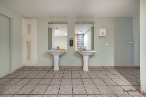 Tiny photo for 913 W Van Buren Street #1A, Chicago, IL 60607 (MLS # 12555251)