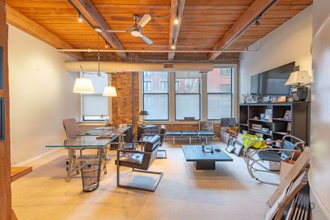 Tiny photo for 913 W Van Buren Street #1A, Chicago, IL 60607 (MLS # 12555251)