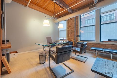 Tiny photo for 913 W Van Buren Street #1A, Chicago, IL 60607 (MLS # 12555251)