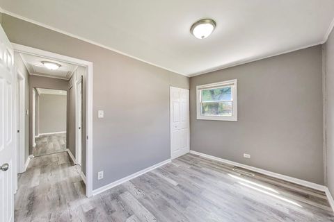 Tiny photo for 2414 Circle Drive, Hazel Crest, IL 60429 (MLS # 12630215)
