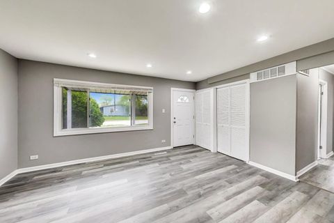 Tiny photo for 2414 Circle Drive, Hazel Crest, IL 60429 (MLS # 12630215)