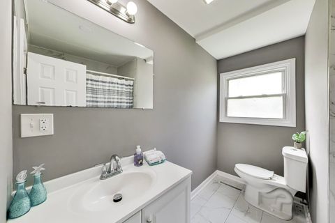 Tiny photo for 2414 Circle Drive, Hazel Crest, IL 60429 (MLS # 12630215)