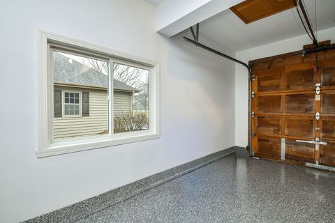 Tiny photo for 24 Winners Cup Circle, Wheaton, IL 60189 (MLS # 12577223)