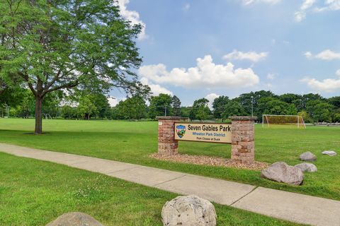 Tiny photo for 24 Winners Cup Circle, Wheaton, IL 60189 (MLS # 12577223)