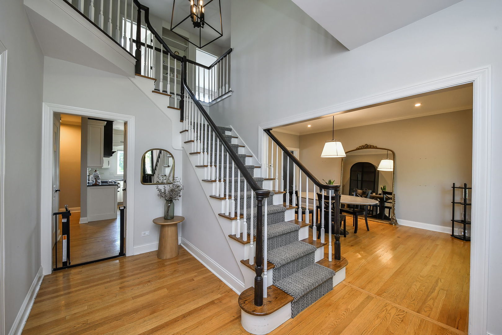 24 Winners Cup Circle