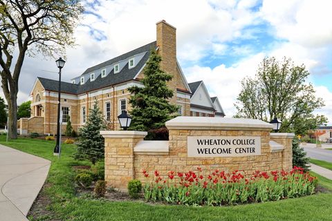 Tiny photo for 24 Winners Cup Circle, Wheaton, IL 60189 (MLS # 12577223)