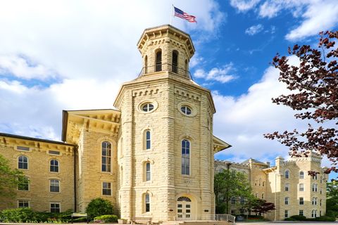 Tiny photo for 24 Winners Cup Circle, Wheaton, IL 60189 (MLS # 12577223)