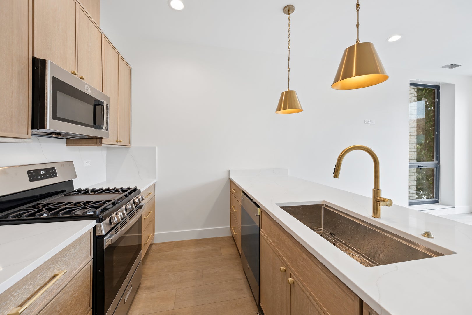 1313 W Taylor Street 2