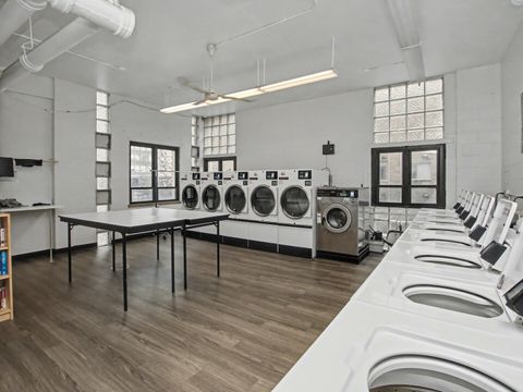 Tiny photo for 5740 N Sheridan Road #5A, Chicago, IL 60660 (MLS # 12549821)