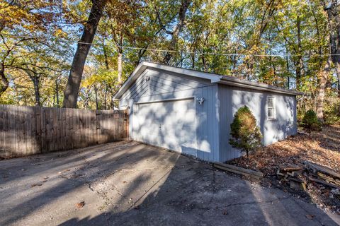 Tiny photo for 1339 Park Avenue, Winthrop Harbor, IL 60096 (MLS # 12508468)