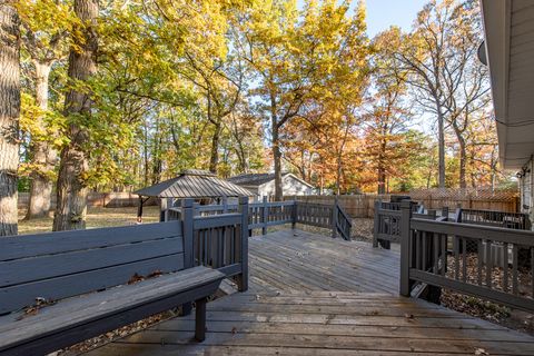 Tiny photo for 1339 Park Avenue, Winthrop Harbor, IL 60096 (MLS # 12508468)