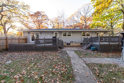 Tiny photo for 1339 Park Avenue, Winthrop Harbor, IL 60096 (MLS # 12508468)