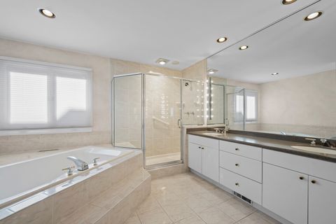 Tiny photo for 556 Rivershire Place, Lincolnshire, IL 60069 (MLS # 12582633)