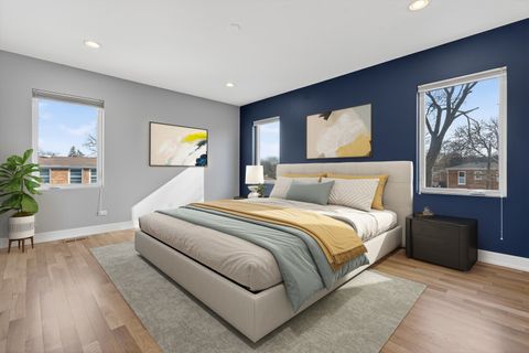 Tiny photo for 6339 N Leona Avenue, Chicago, IL 60646 (MLS # 12573928)