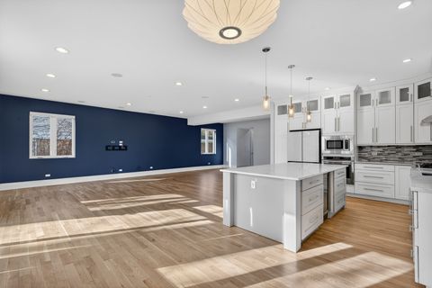 Tiny photo for 6339 N Leona Avenue, Chicago, IL 60646 (MLS # 12573928)