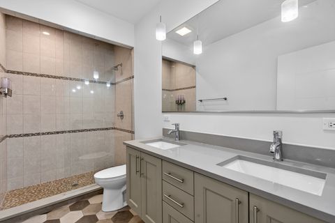 Tiny photo for 6339 N Leona Avenue, Chicago, IL 60646 (MLS # 12573928)