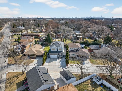 Tiny photo for 6339 N Leona Avenue, Chicago, IL 60646 (MLS # 12573928)