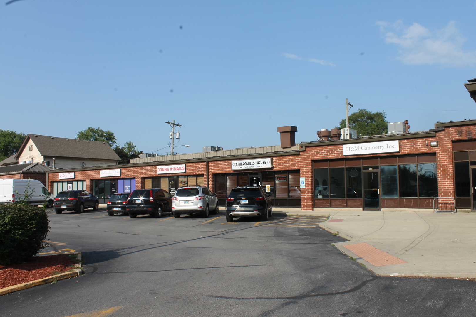8-28 S Van Buren Street