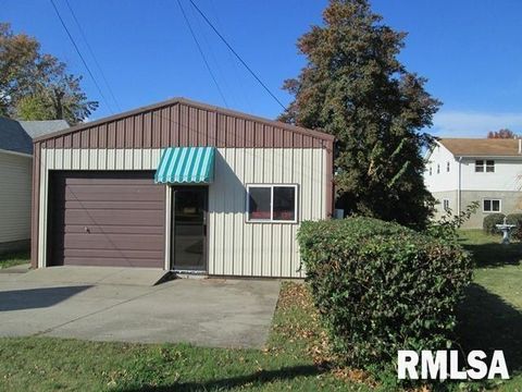 Tiny photo for 1621 N PARK Avenue, Herrin, IL 62948 (MLS # EB459371)