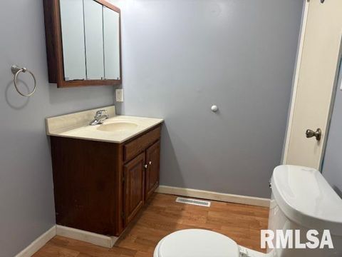 Tiny photo for 1621 N PARK Avenue, Herrin, IL 62948 (MLS # EB459371)