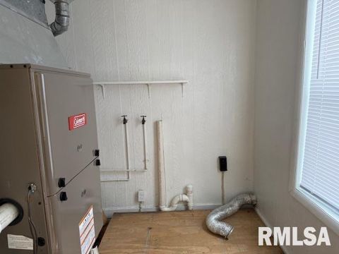 Tiny photo for 1621 N PARK Avenue, Herrin, IL 62948 (MLS # EB459371)