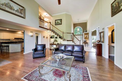 Tiny photo for 1309 S Pine Avenue, Arlington Heights, IL 60005 (MLS # 12711549)
