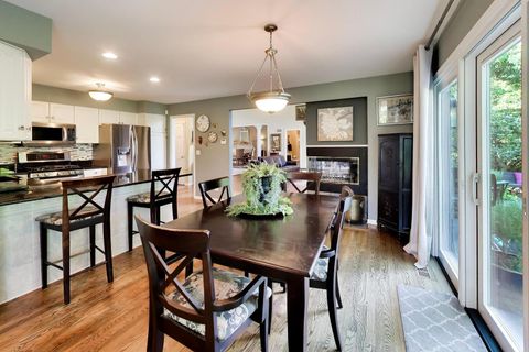 Tiny photo for 1309 S Pine Avenue, Arlington Heights, IL 60005 (MLS # 12711549)