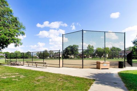Tiny photo for 1309 S Pine Avenue, Arlington Heights, IL 60005 (MLS # 12711549)